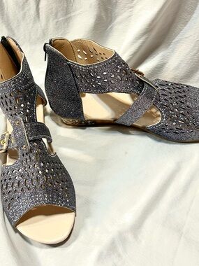 Metallic Gray Cutout Women’s Sandals